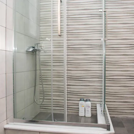 Πανσιόν Angie's 4*