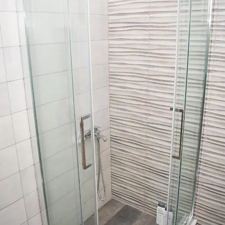 Angie's Πανσιόν Κιβέρι