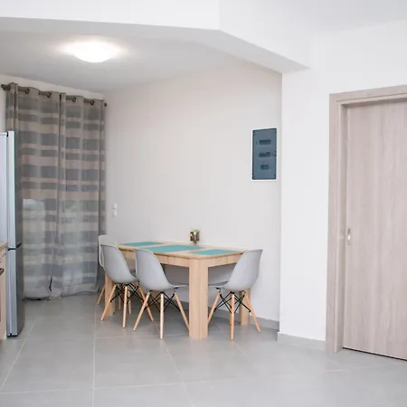 Angie's Guest house